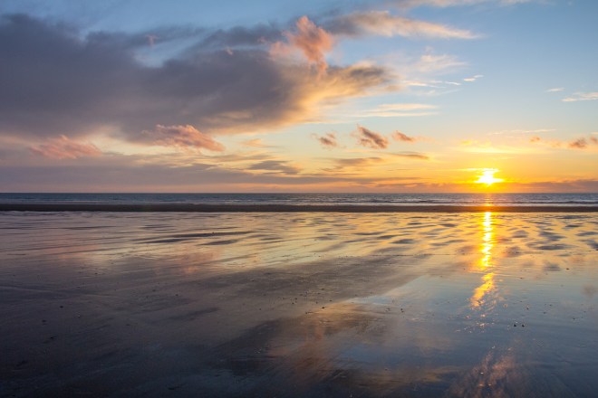 What better way to finish than with the sun dropping beneath the Western Horizon. I'm standing just feet from a public highway here and barely an hour from a mountain range behind me.